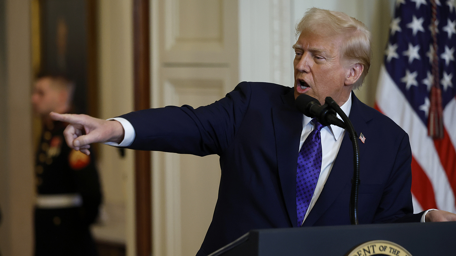 Former SVB chief warns Trump 2.0 could lead to more bank failures